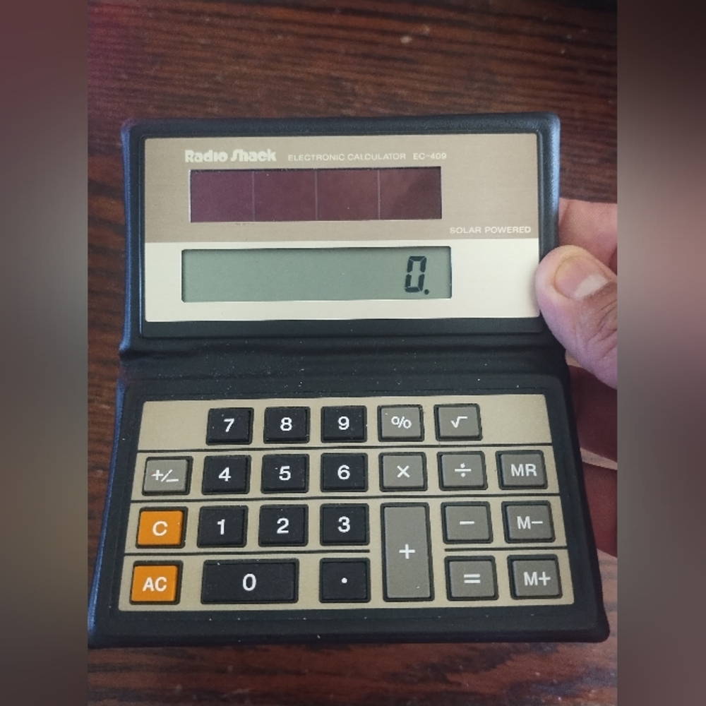 Vintage Radio Shack Calculator EC-409 Calculator (Solar Power) Made In Japan
